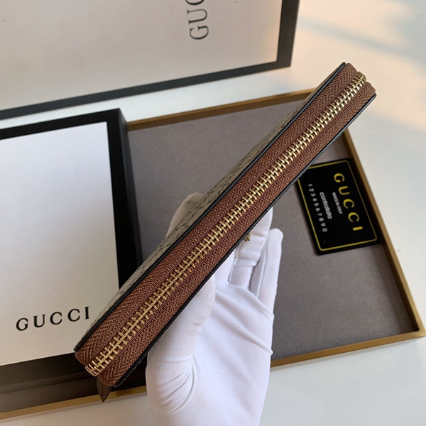 グッチ財布コピー背面デザイン